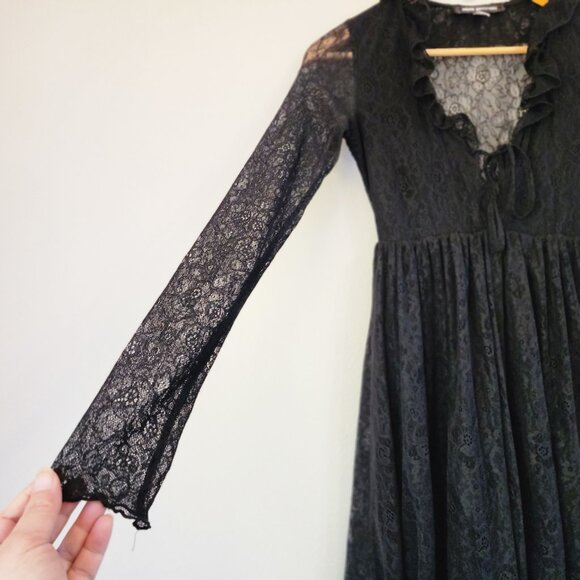 Urban Outfitters Long Sleeve Black Lace Keyhole Janet Mini Dress XS/TP Goth Punk - Picture 7 of 15
